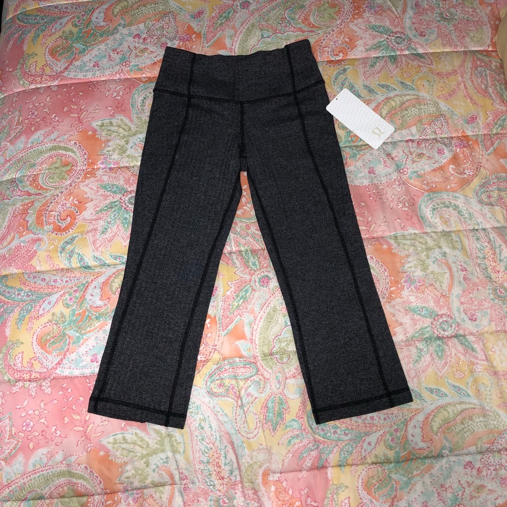 lululemon athletica Gather And Crow Crop II
